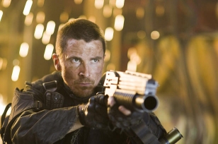 "Terminator Salvation" estrenó el jueves pasado pero aún así se quedo corta durante el fin semana